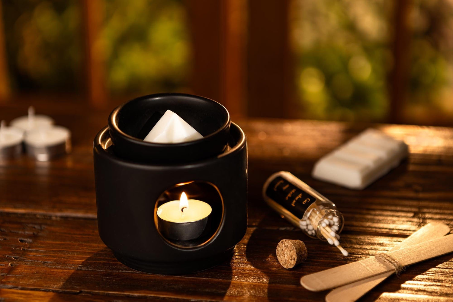 The Ethical Leaf Experience the perfect home fragrance with our Wax Melt Gift Kit Box - Large. Ideal for gifting or personal use. Shop now for a delightful sensory experience! Premium Wax Melt Gift Kit Box - Large