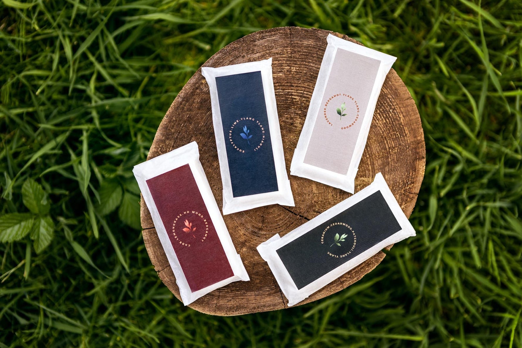 The Ethical Leaf Experience the soothing ambiance of our Essential Oil infused Wax Melt Snap Bars Small. Perfect for creating a relaxing environment at home, office space or in your office. Shop now for premium quality wax melts! Premium Wax Melt Snap Bars - Small