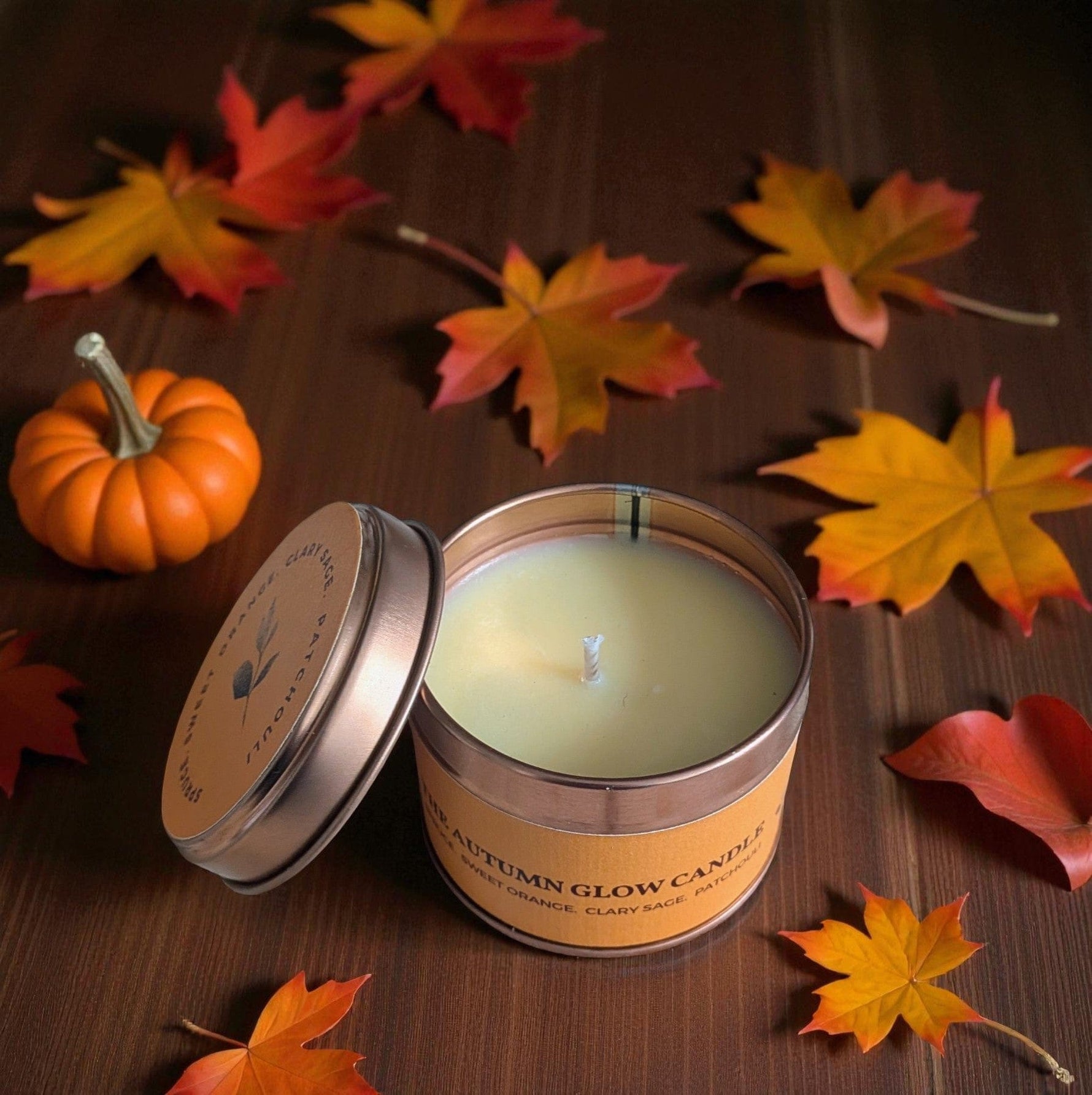 The Ethical Leaf Experience the soothing ambience of our Essential Oil infused Air Candle. Naturally Scented with Lavender, Cedarwood, Ylang Ylang and Bergamot. Create the prefect setting for entertaining your guests this summer. The Autumn Glow Candle Tin